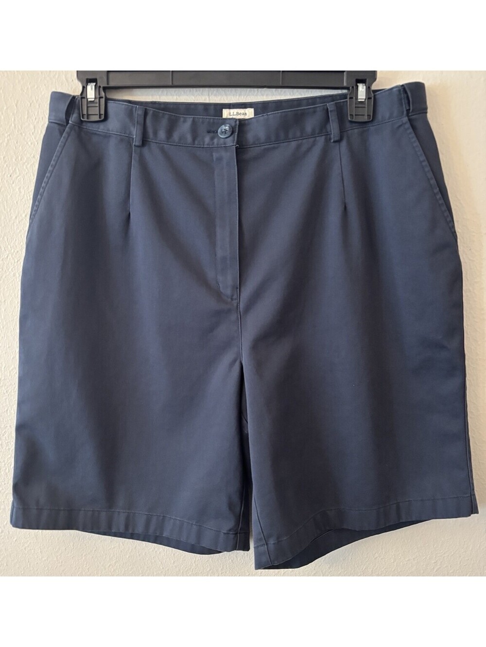 LL Bean Womens Navy Blue Original Fit Bermuda Hi Rise Chino Shorts Size 18